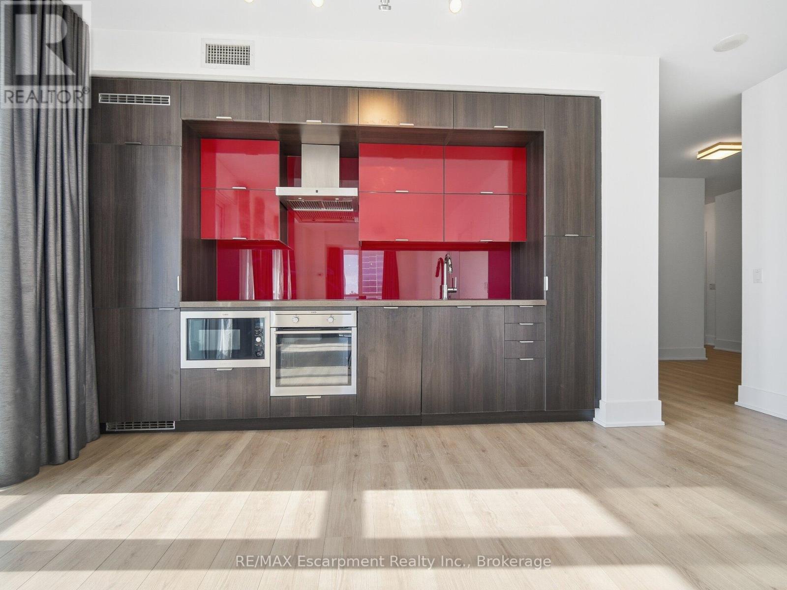 2611 - 300 Front Street W, Toronto, Ontario  M5V 0E9 - Photo 6 - C12743922