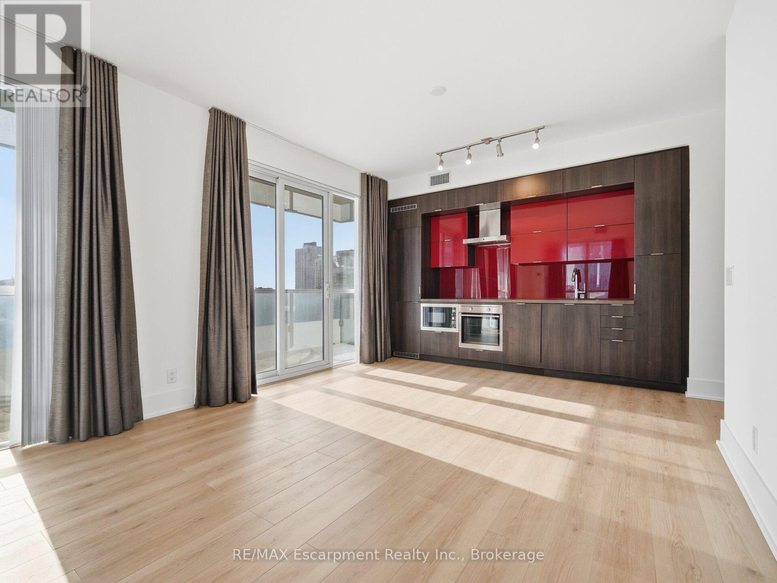 2611 - 300 Front Street W, Toronto, Ontario  M5V 0E9 - Photo 7 - C12743922