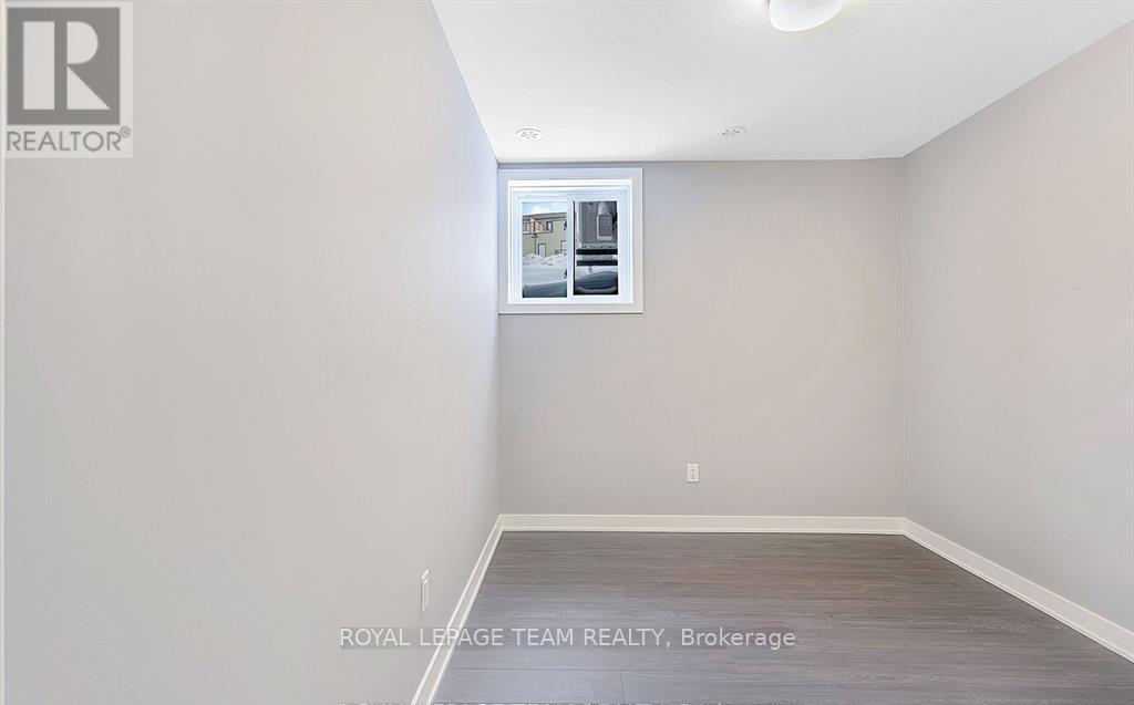 622 Mishi Private, Ottawa, Ontario K1K 5C5 - Photo 14 - X12743836