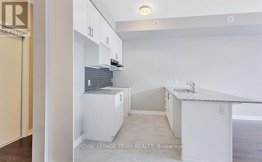 622 Mishi Private, Ottawa, Ontario K1K 5C5 - Photo 6 - X12743836