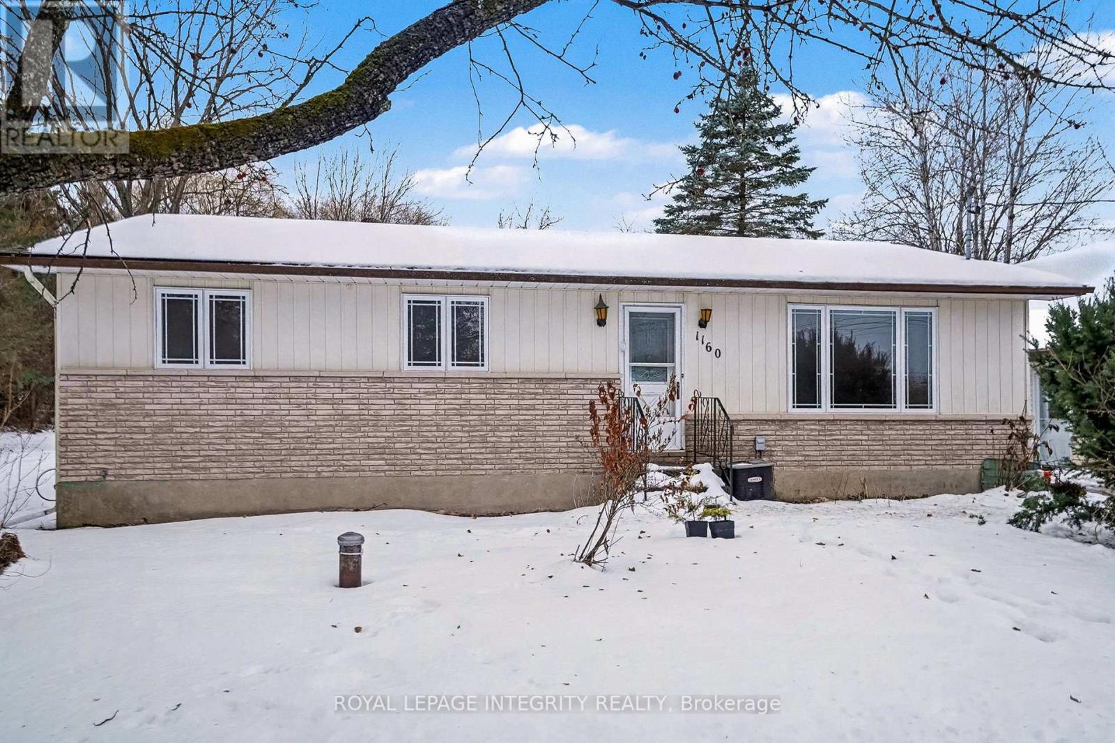 1160 Barnett Drive, Ottawa, Ontario K4C 1C7 - Photo 2 - X12743874