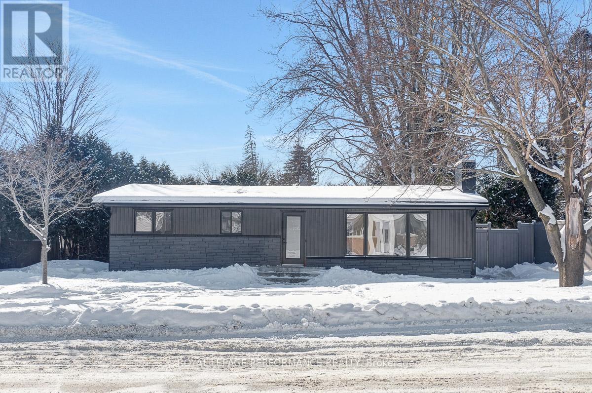 52 Glenridge Road, Ottawa, Ontario K2G 2Z7 - Photo 1 - X12743876