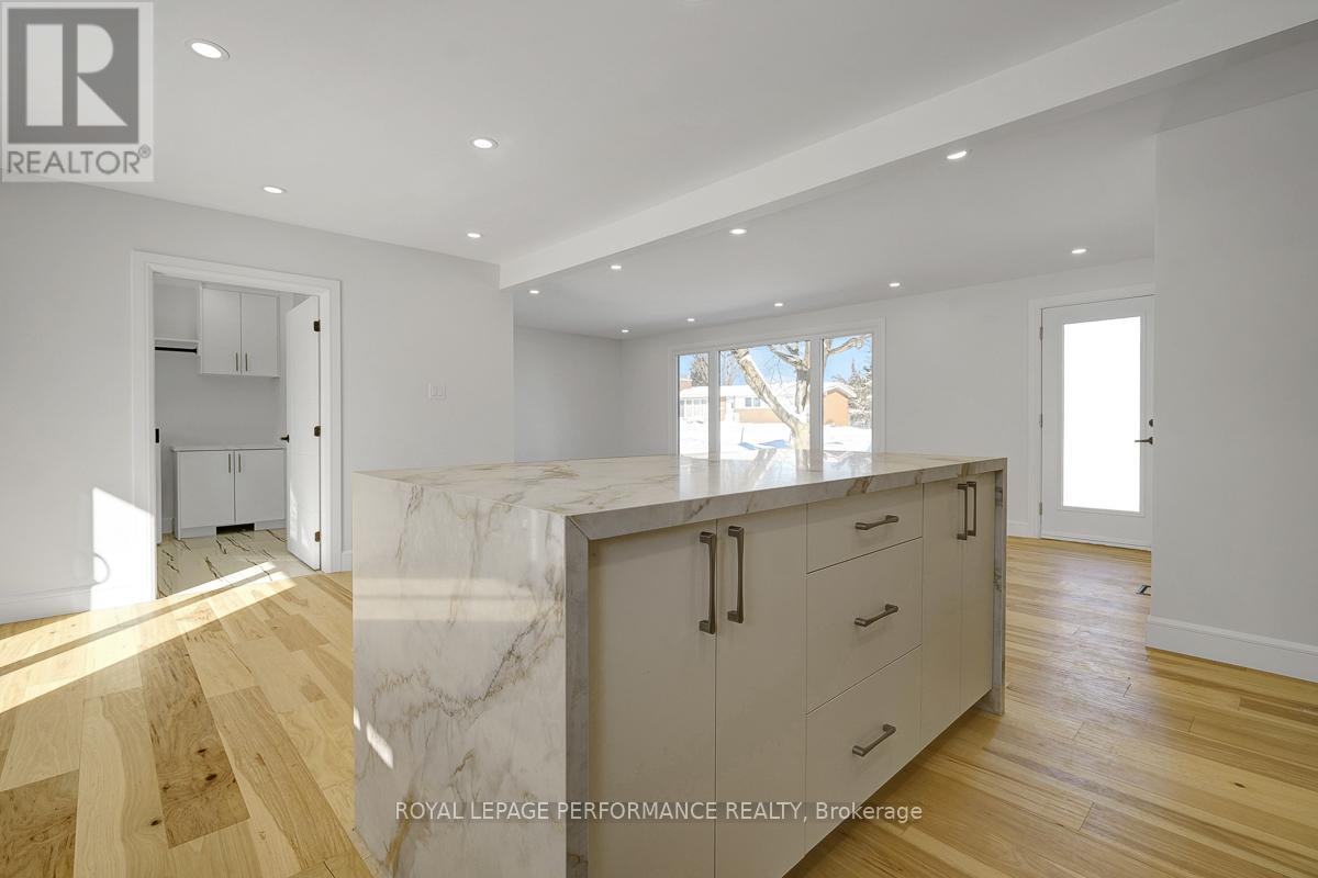 52 Glenridge Road, Ottawa, Ontario K2G 2Z7 - Photo 8 - X12743876