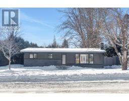 52 GLENRIDGE ROAD, Ottawa, Ontario