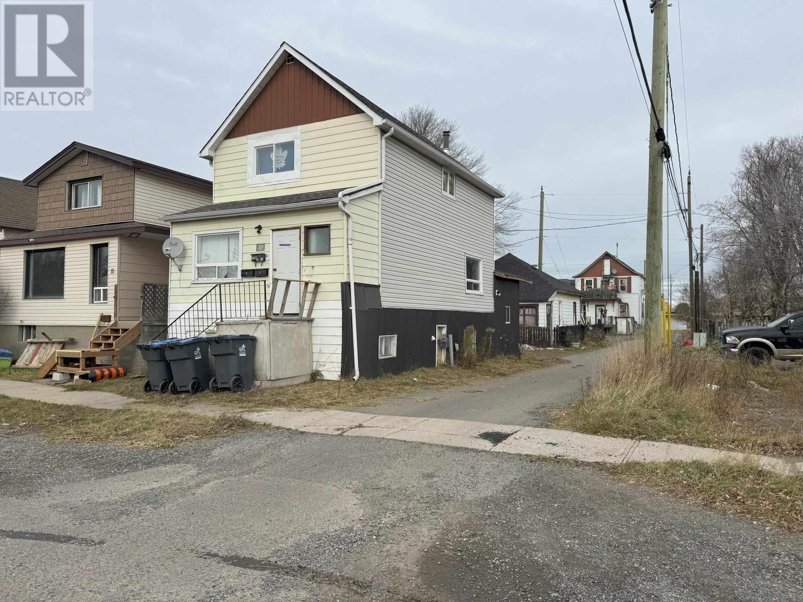113 Robertson St, Thunder Bay, Ontario  P7C 2N6 - Photo 1 - TB253637
