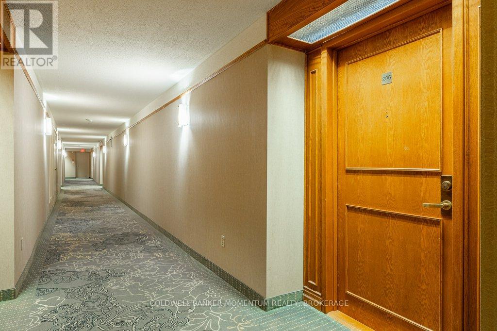 206 - 3 Towering Heights Boulevard, St. Catharines, Ontario L2T 4A4 - Photo 4 - X12743880