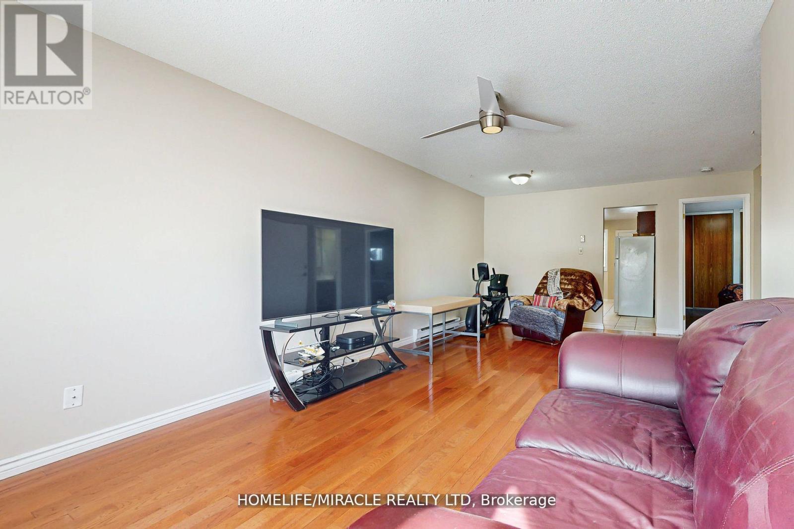 33 Quarry Drive, Orangeville, Ontario  L9W 3S6 - Photo 11 - W12405133