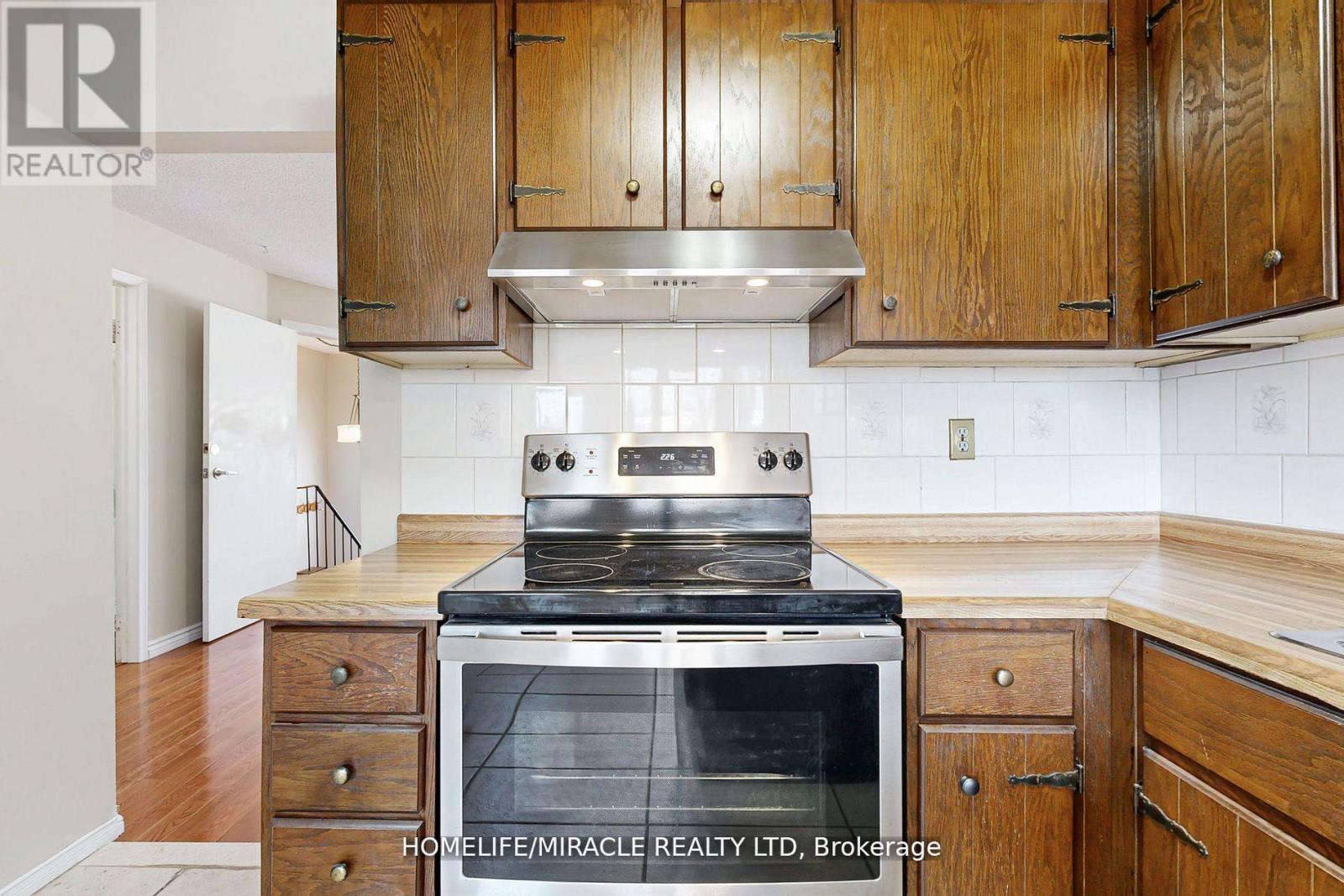 33 Quarry Drive, Orangeville, Ontario  L9W 3S6 - Photo 16 - W12405133