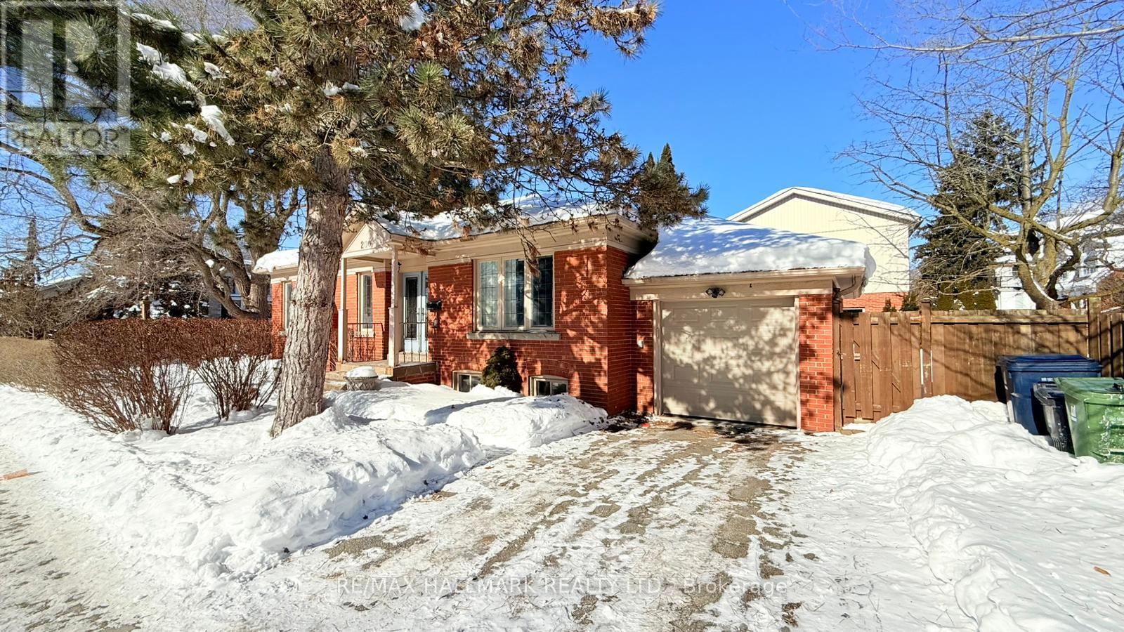 200 Berry Road, Toronto, Ontario  M8Y 1W8 - Photo 2 - W12743006