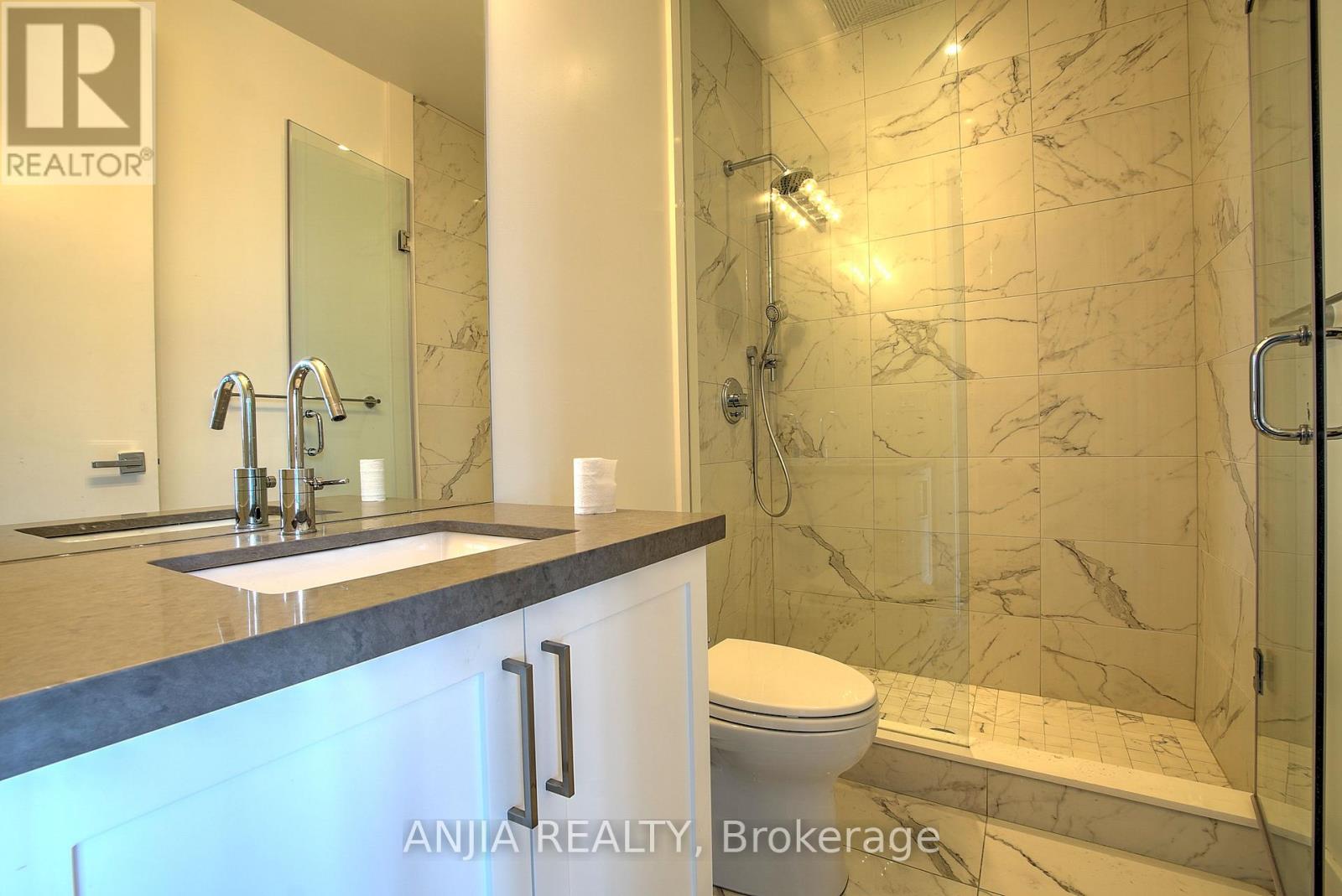 Ph1209 - 29 Queens Quay E, Toronto, Ontario  M5E 0A4 - Photo 27 - C12743794