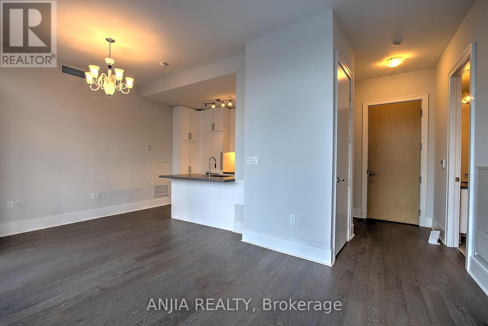 Ph1209 - 29 Queens Quay E, Toronto, Ontario  M5E 0A4 - Photo 35 - C12743794