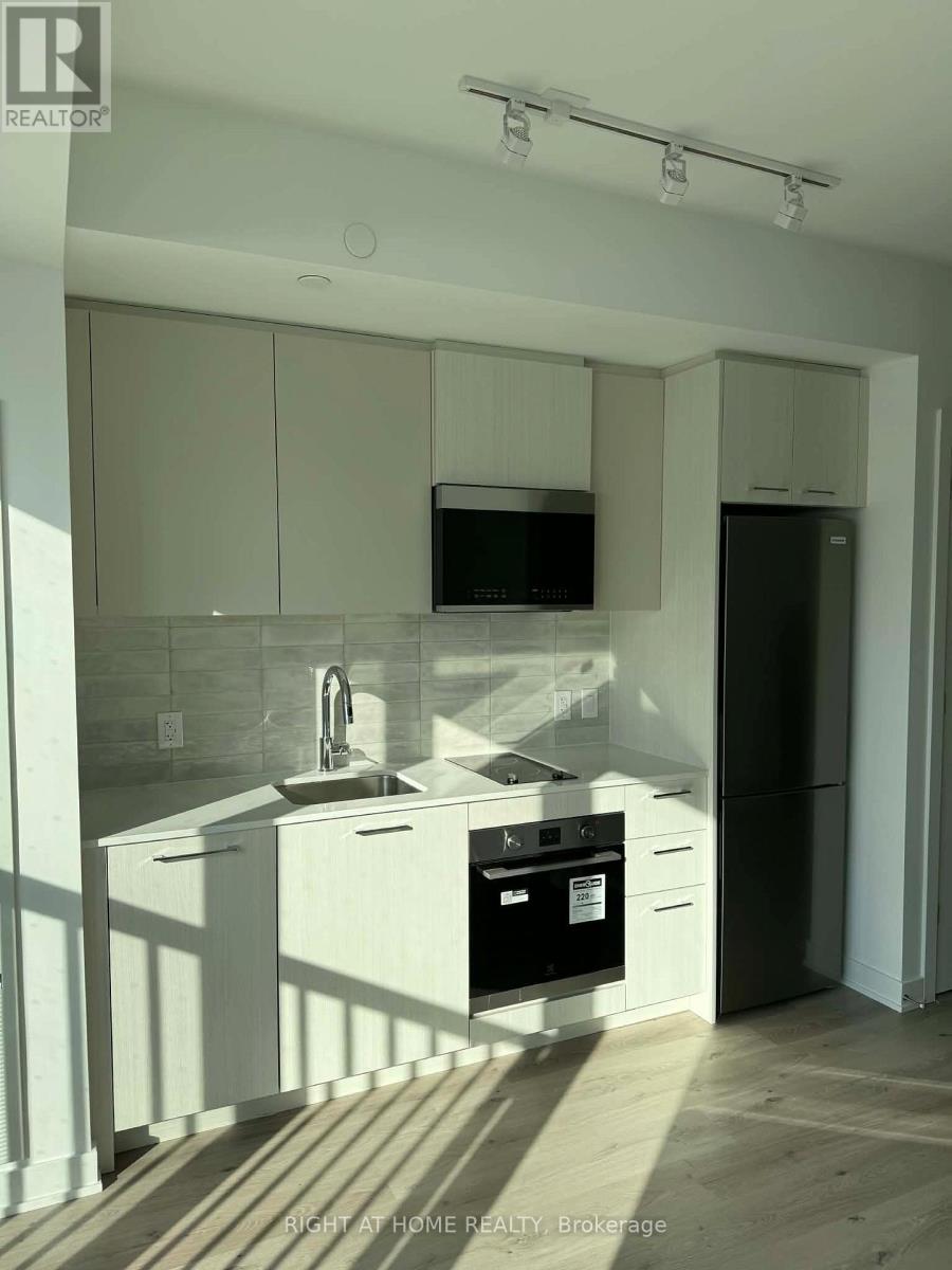 441 - 30 Dreamers Way, Toronto, Ontario  M5A 0Y7 - Photo 5 - C12743854