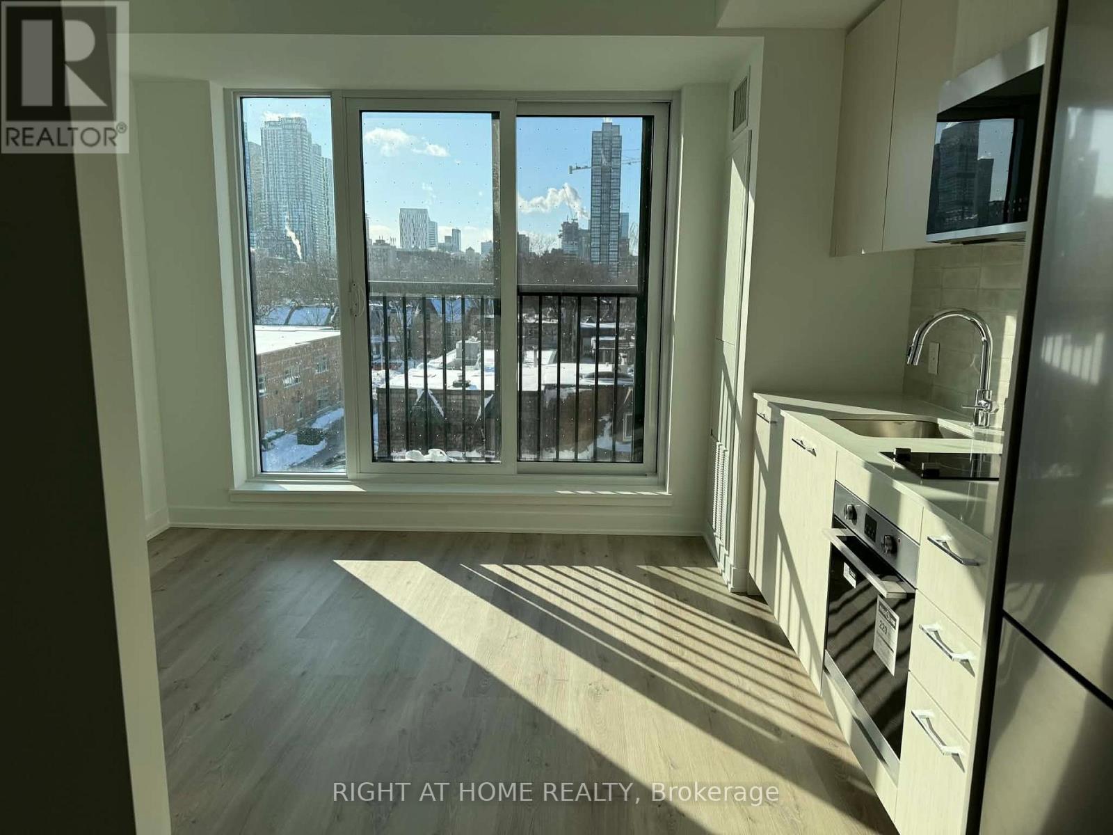 441 - 30 Dreamers Way, Toronto, Ontario  M5A 0Y7 - Photo 8 - C12743854