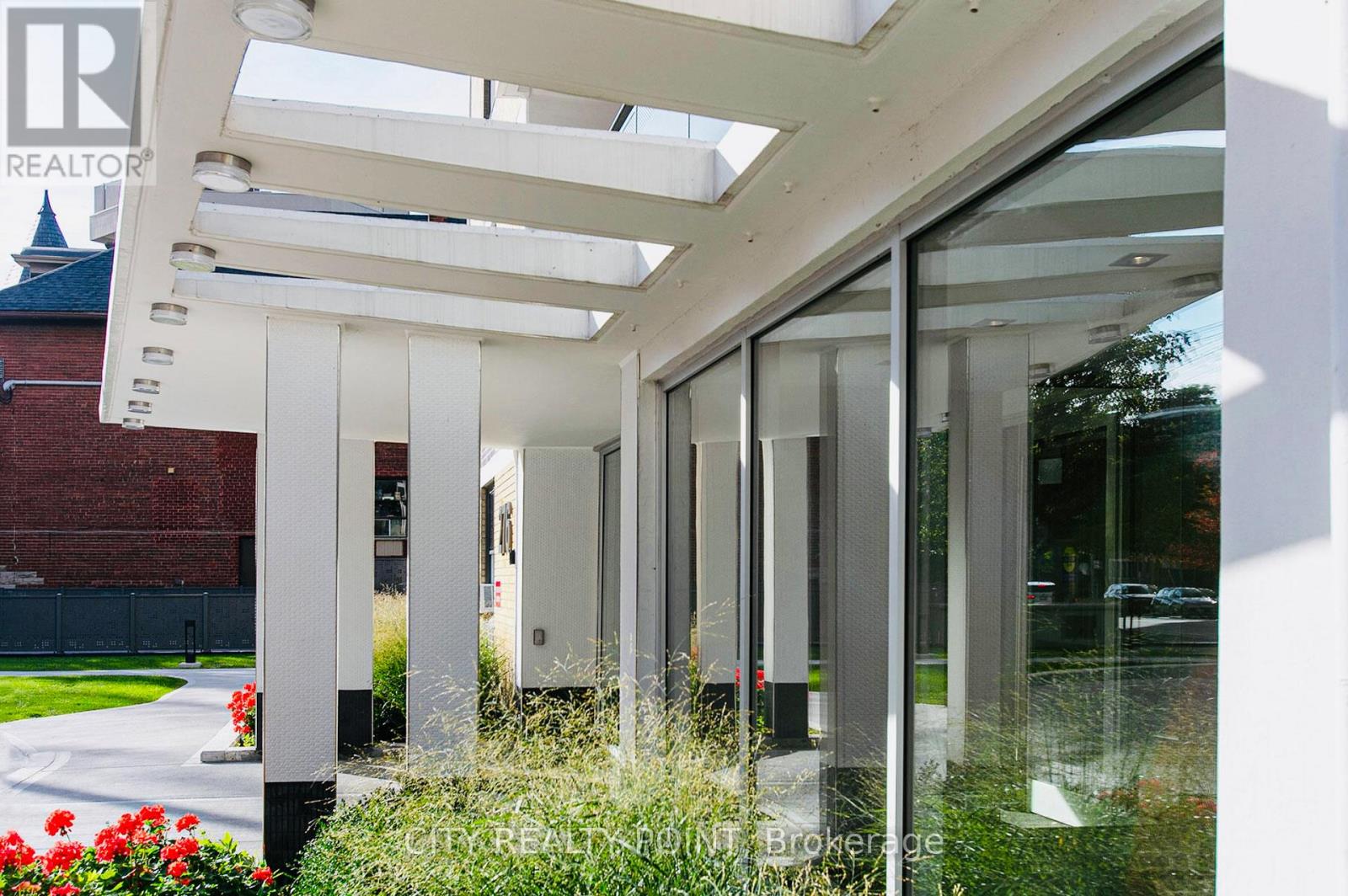 903 - 276 St George Street, Toronto, Ontario  M5R 2P6 - Photo 11 - C12743882