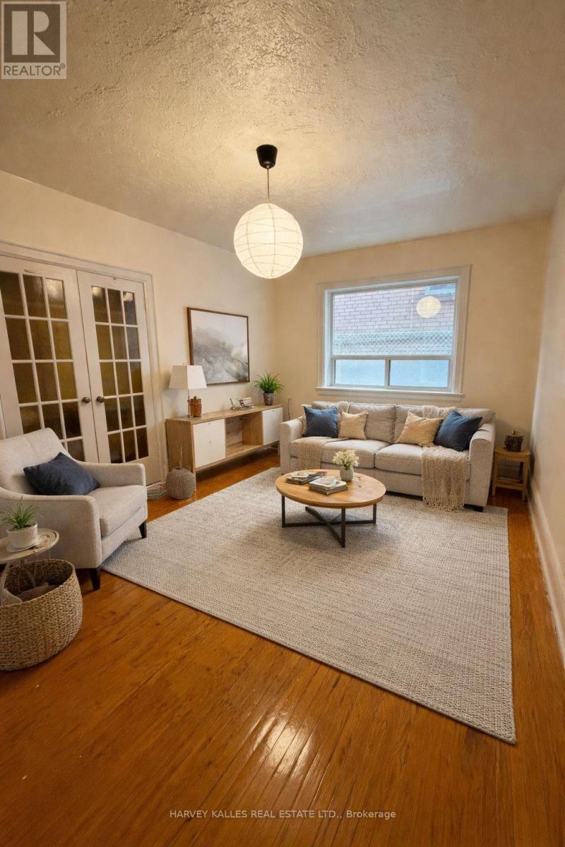 UNIT # 103 - 105 KENWOOD AVENUE, Toronto, Ontario