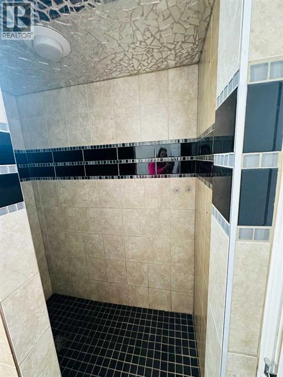 1505 8 Avenue S, Lethbridge, Alberta  T1J 1R4 - Photo 22 - A2282494