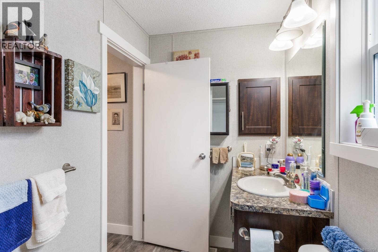 2998 Cumberland Rd, Courtenay, British Columbia  V9N 9P1 - Photo 20 - 1024704