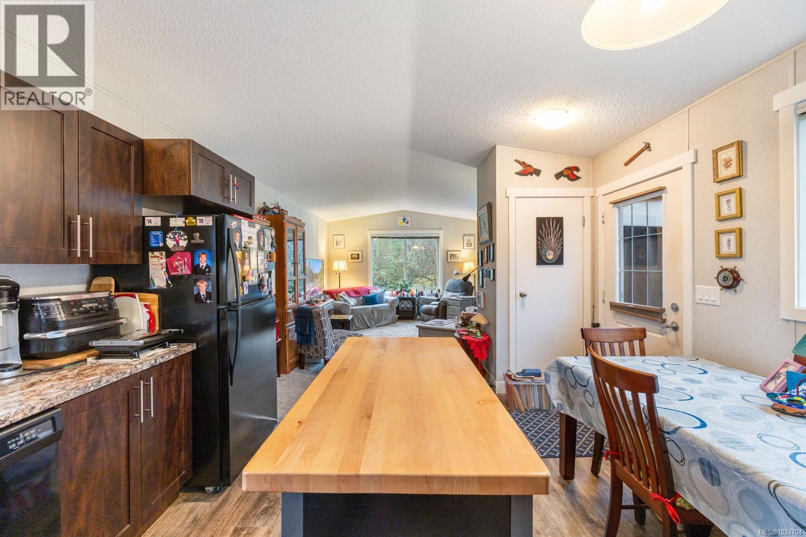 2998 Cumberland Rd, Courtenay, British Columbia  V9N 9P1 - Photo 4 - 1024704