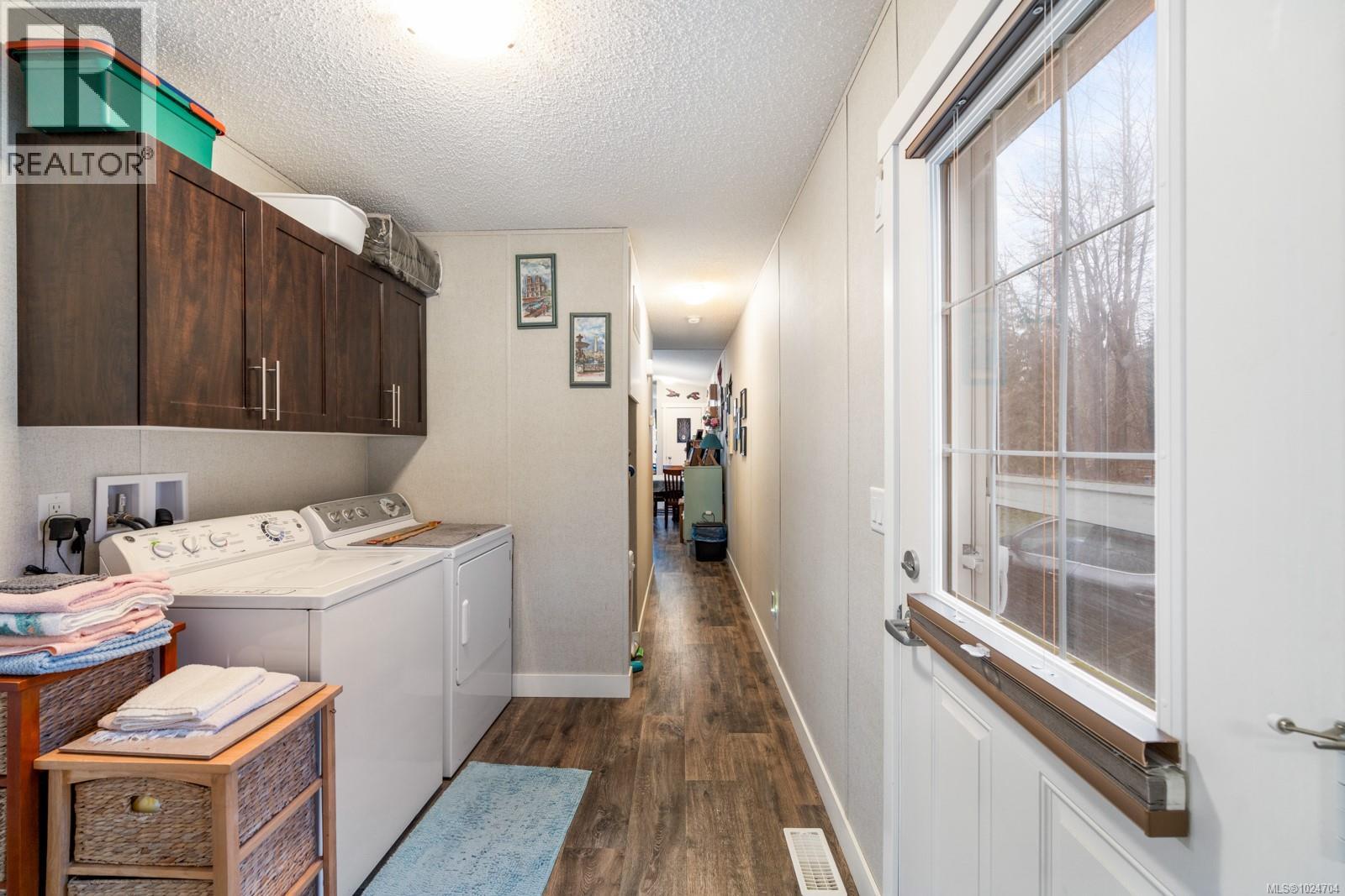 2998 Cumberland Rd, Courtenay, British Columbia  V9N 9P1 - Photo 7 - 1024704