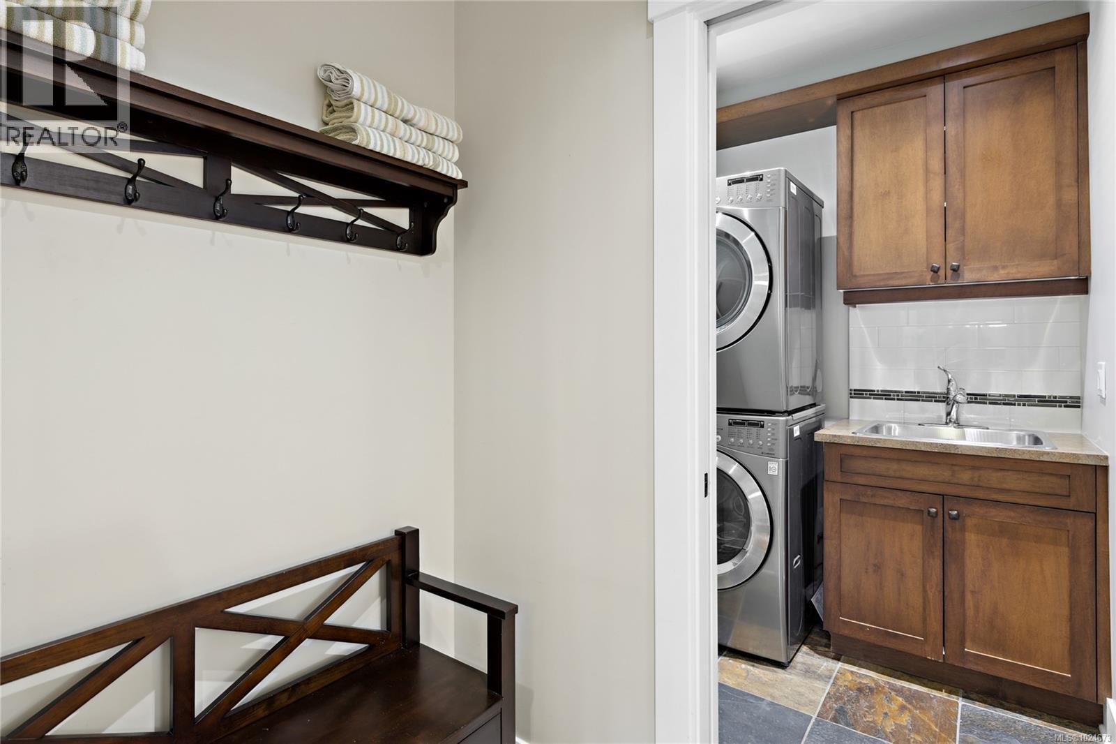 29 5251 Island Hwy, Qualicum Beach, British Columbia  V9K 2C1 - Photo 36 - 1024673