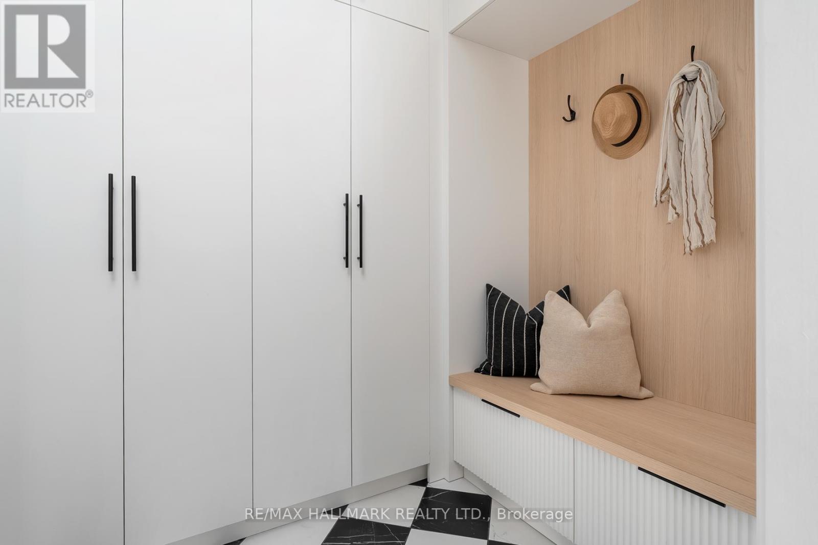 36 Karnwood Drive, Toronto, Ontario  M1L 2Z5 - Photo 8 - E12743898