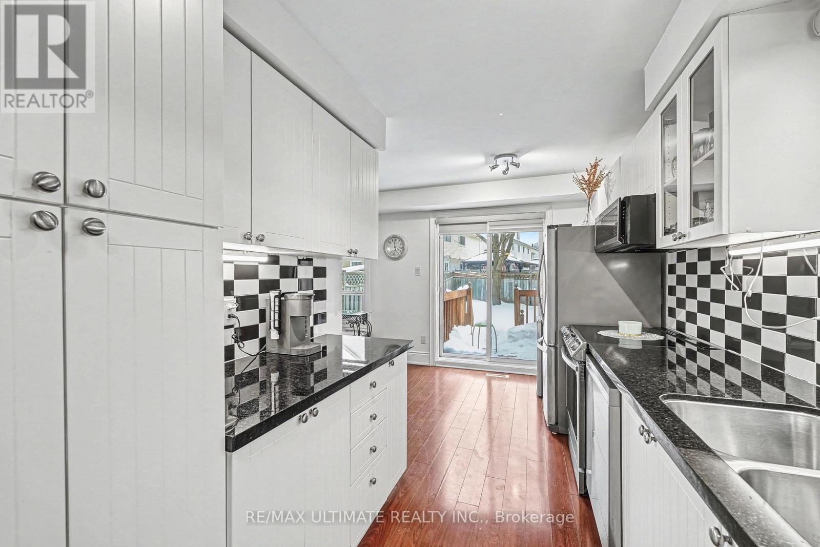 29 Kipling Crescent, Ajax, Ontario  L1S 5A7 - Photo 4 - E12743938