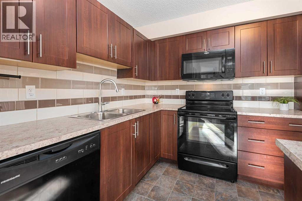 1305, 755 Copperpond Boulevard Se, Calgary, Alberta  T2Z 4R2 - Photo 7 - A2278783