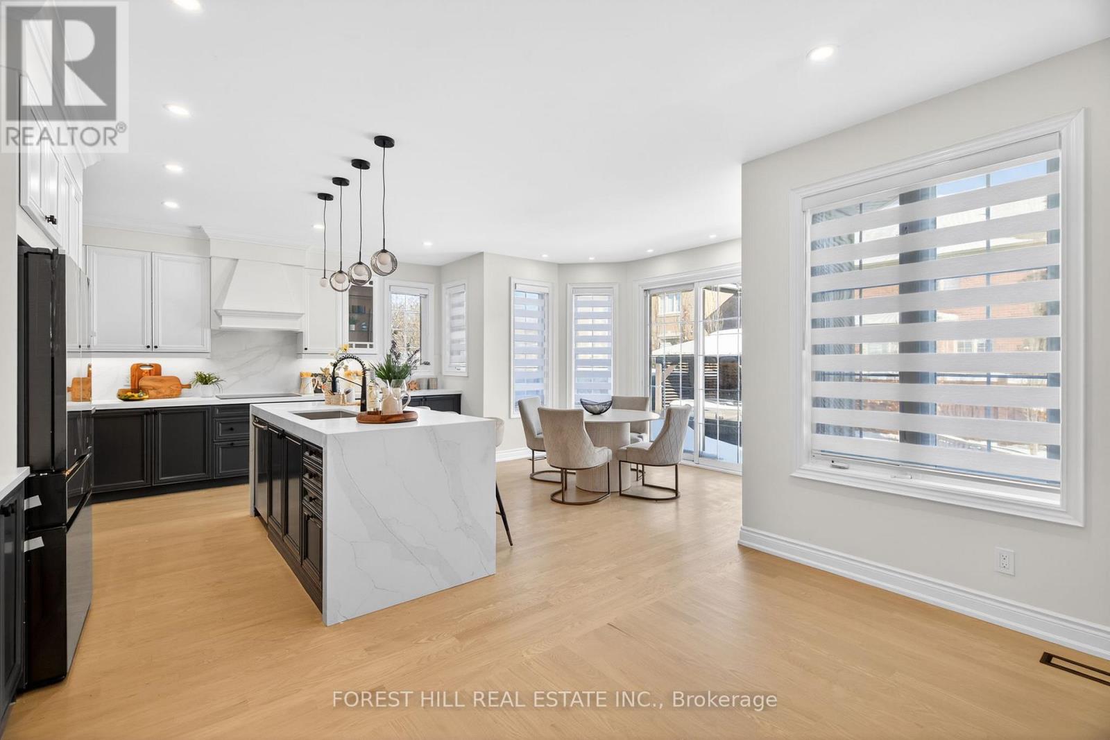 749 Via Romano Boulevard, Vaughan, Ontario  L6A 0G4 - Photo 8 - N12743862