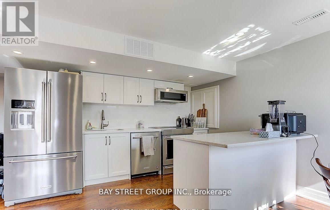 Lower - 17 Ben Sinclair Bs Street, East Gwillimbury, Ontario  L0G 1R0 - Photo 2 - N12743864