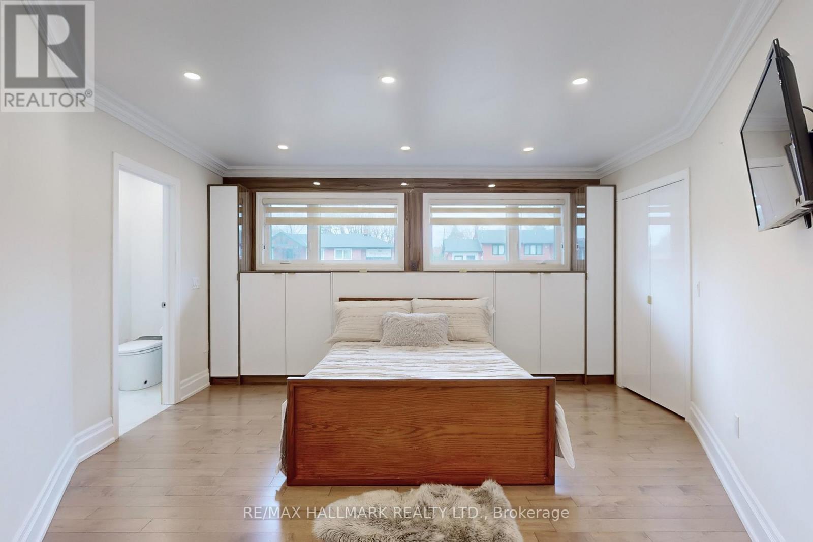 Main Floor - 115 Lynwood Crescent, King, Ontario  L0G 1N0 - Photo 24 - N12743908