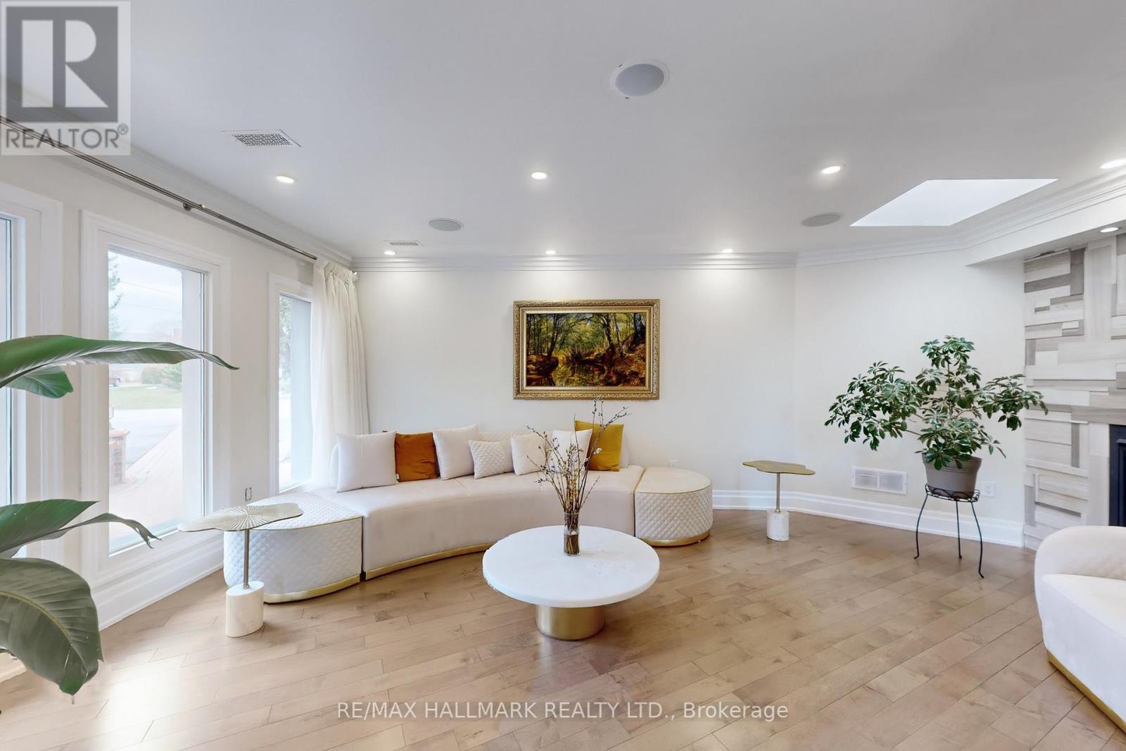 Main Floor - 115 Lynwood Crescent, King, Ontario  L0G 1N0 - Photo 6 - N12743908