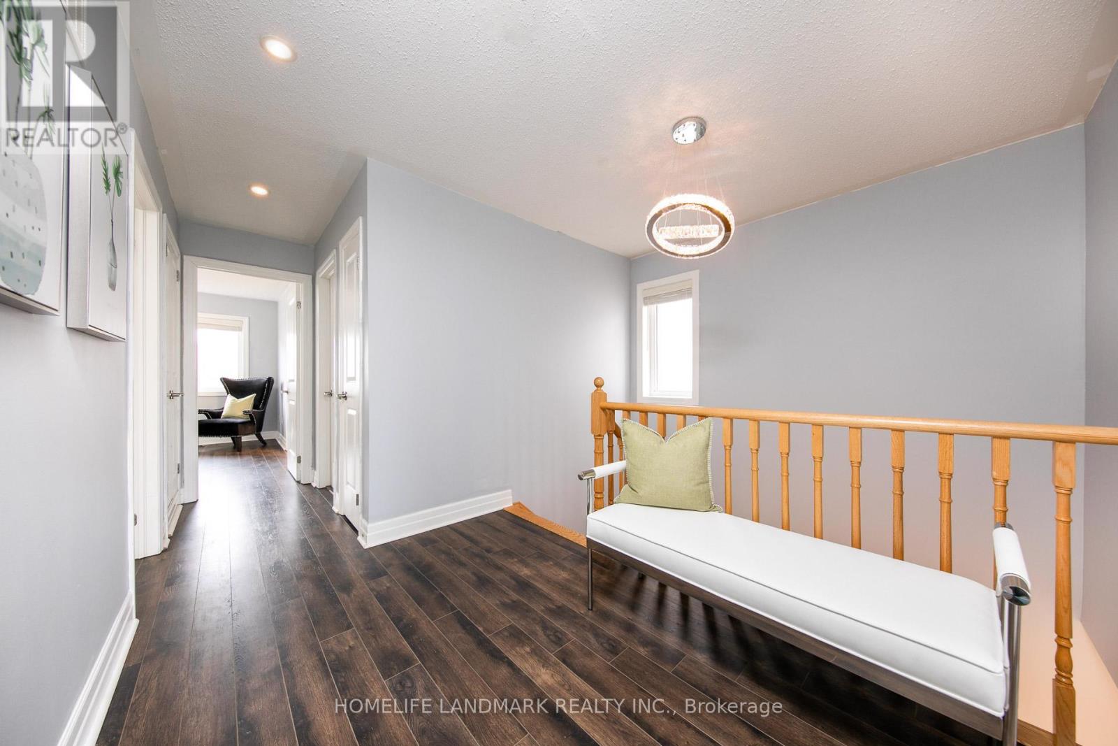 12 Fred Mason Street, Georgina, Ontario  L4P 0B7 - Photo 10 - N12743952