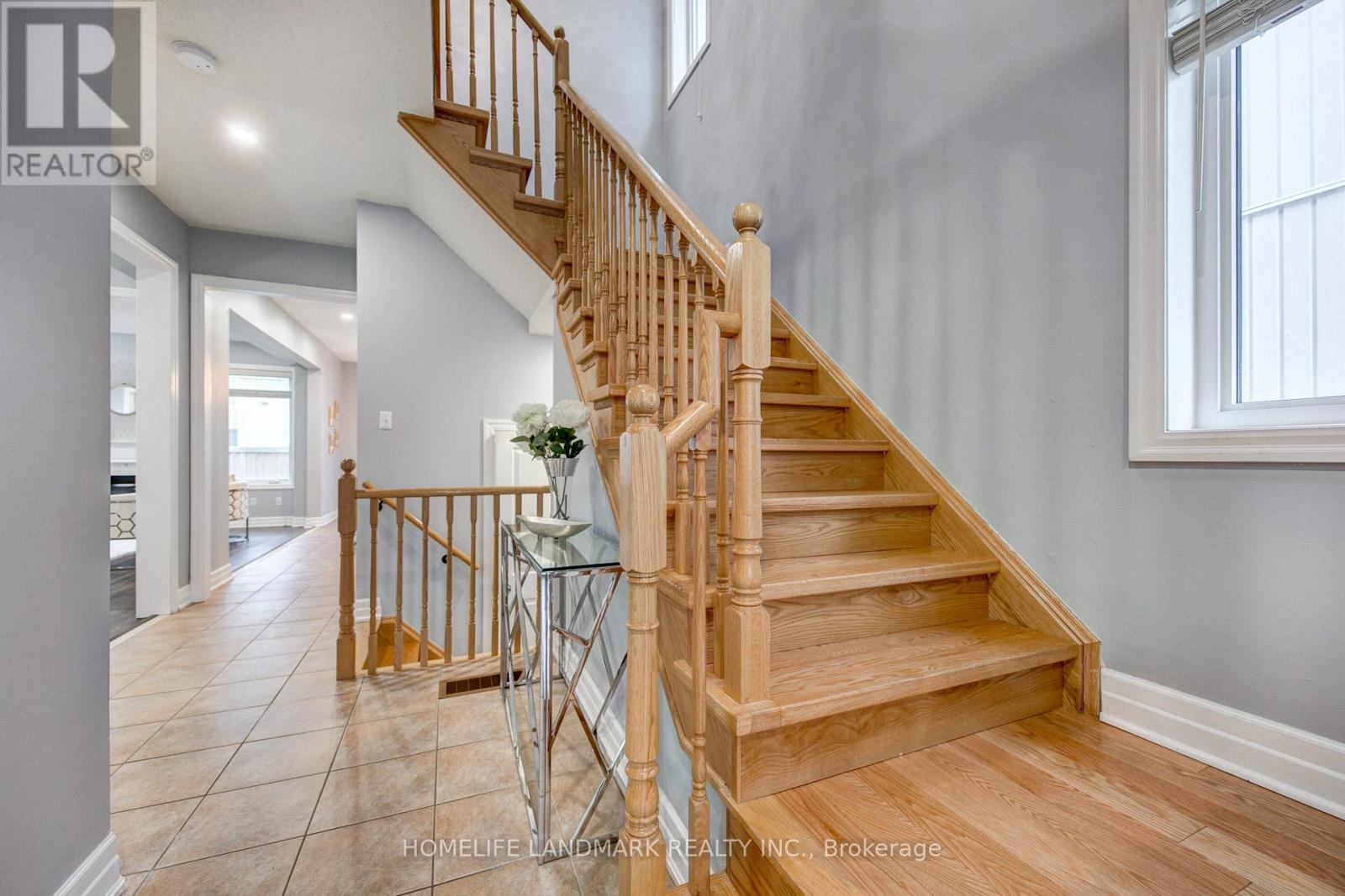 12 Fred Mason Street, Georgina, Ontario  L4P 0B7 - Photo 9 - N12743952