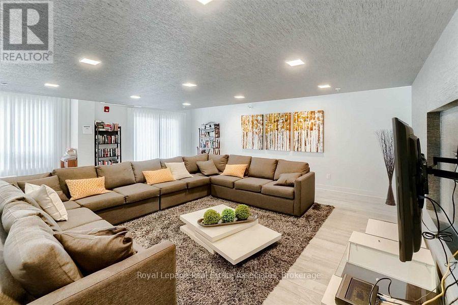 419 - 3170 Erin Mills Parkway, Mississauga, Ontario  L5L 0B6 - Photo 26 - W12743788