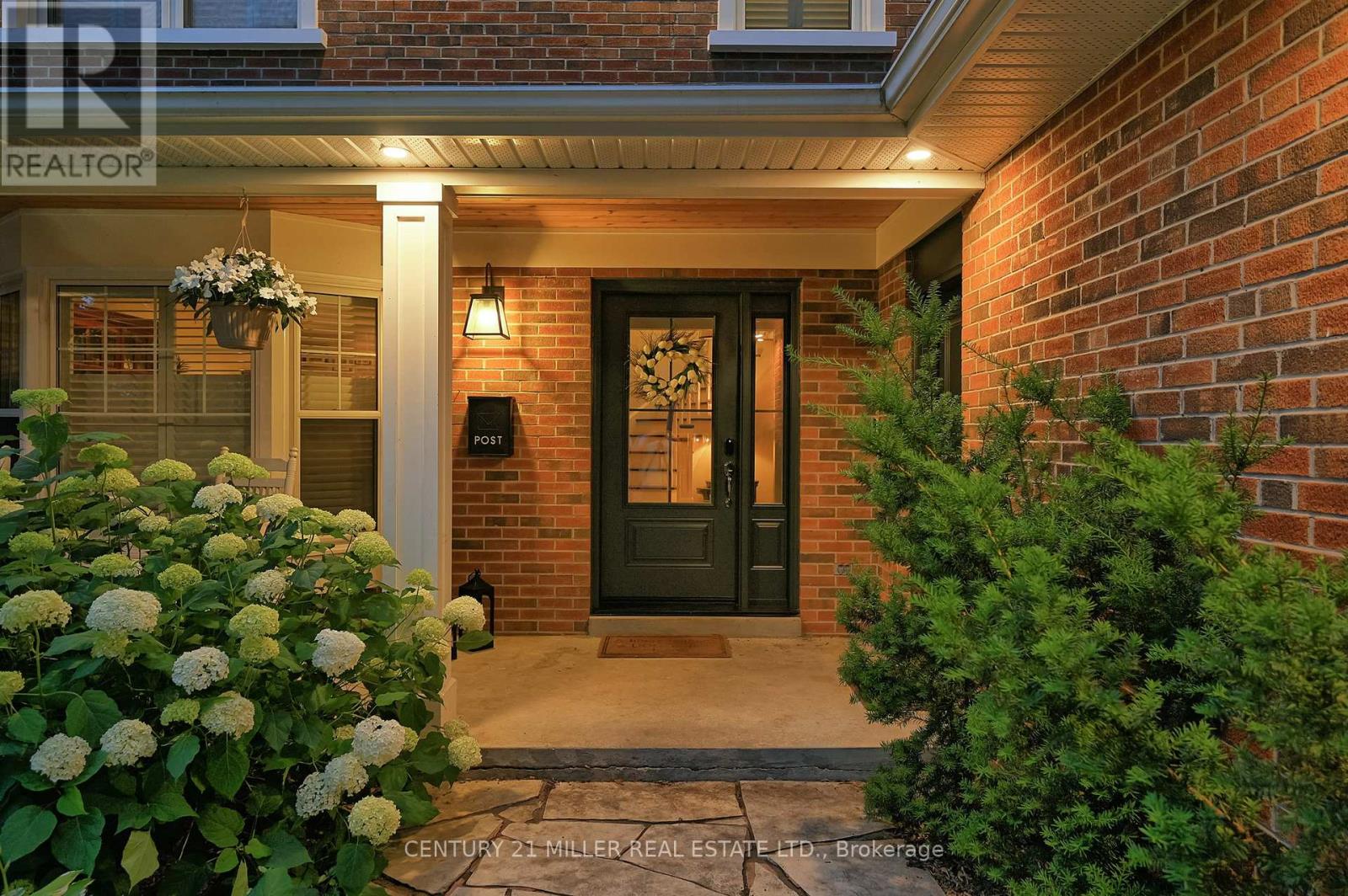 2337 Bennington Gate, Oakville, Ontario  L6J 5N7 - Photo 2 - W12743792