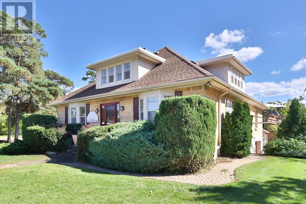 160 King Street E, Mississauga, Ontario  L5A 1T2 - Photo 4 - W12743800