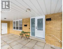 98 MOUNT OLIVE DRIVE, Toronto, Ontario