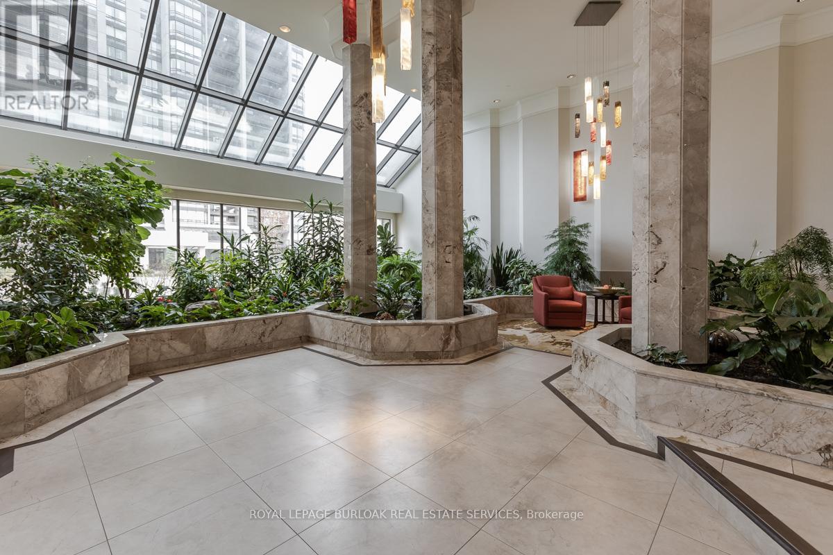 2008 - 2170 Marine Drive, Oakville, Ontario  L6L 5V1 - Photo 5 - W12743840