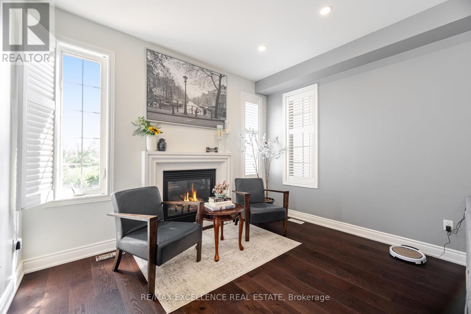 73 Gardenbrooke Trail, Brampton, Ontario  L6P 3J3 - Photo 10 - W12743900