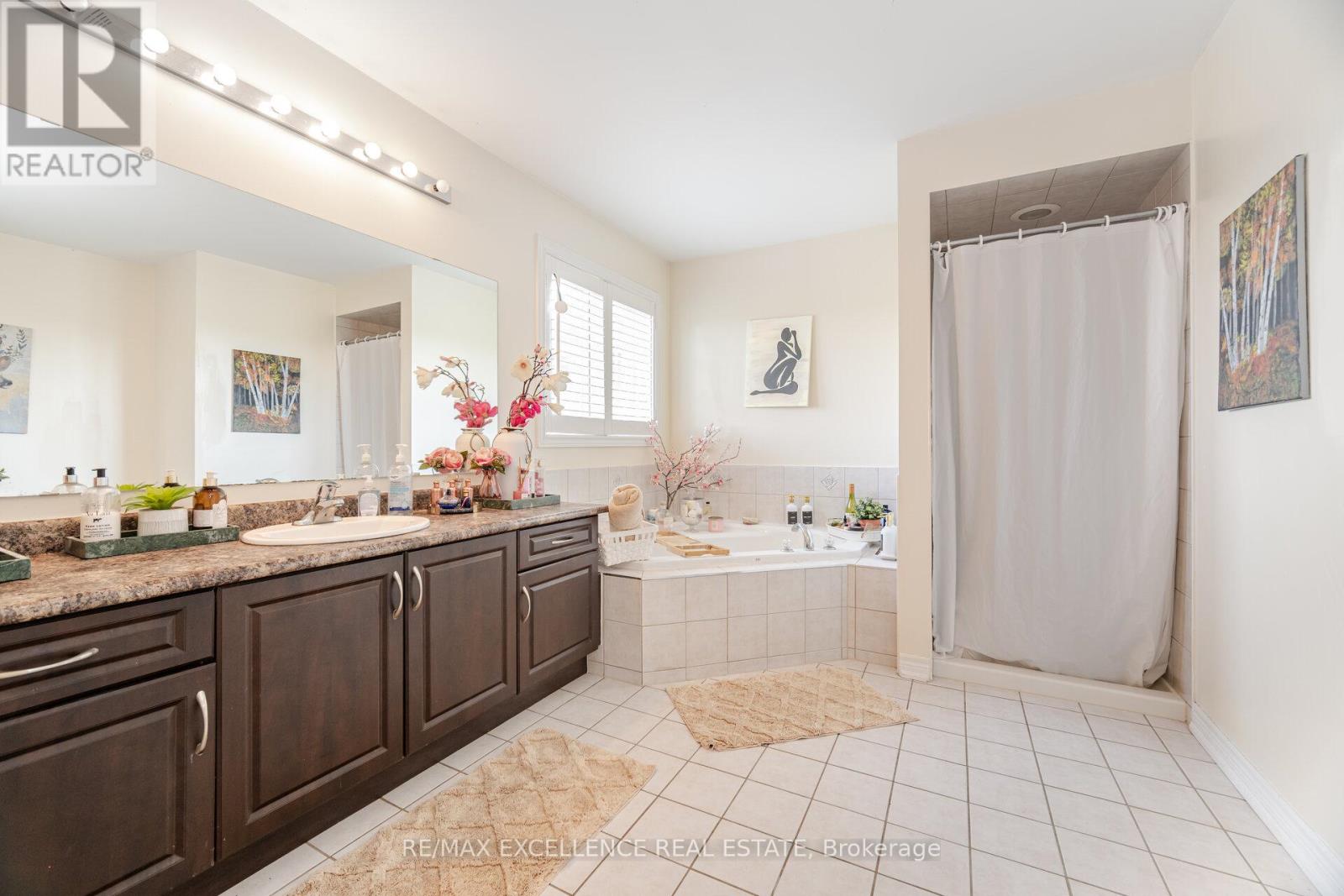 73 Gardenbrooke Trail, Brampton, Ontario  L6P 3J3 - Photo 21 - W12743900