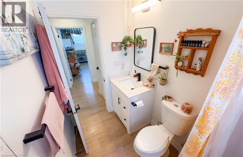 437 Upper Kenilworth Avenue, Hamilton, Ontario  L8T 4G7 - Photo 10 - 40802022