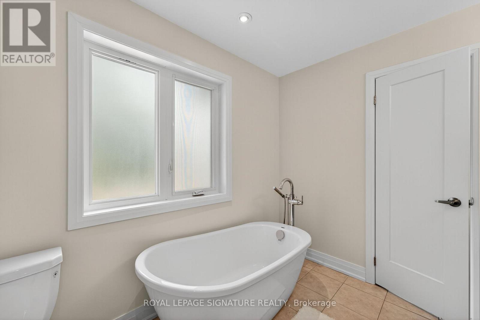 3 - 393 Manitoba Street, Bracebridge, Ontario P1L 1B4 - Photo 35 - X12743884