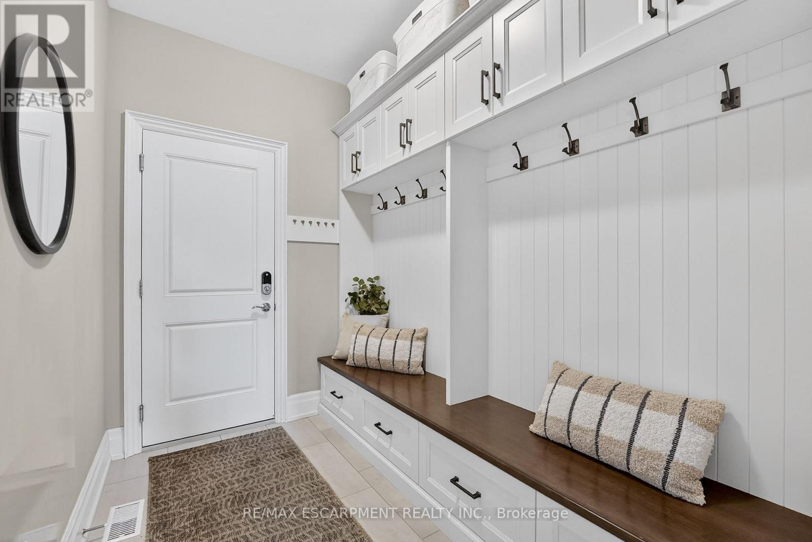 224 Mountain Road, Grimsby, Ontario  L3M 4E7 - Photo 29 - X12743904