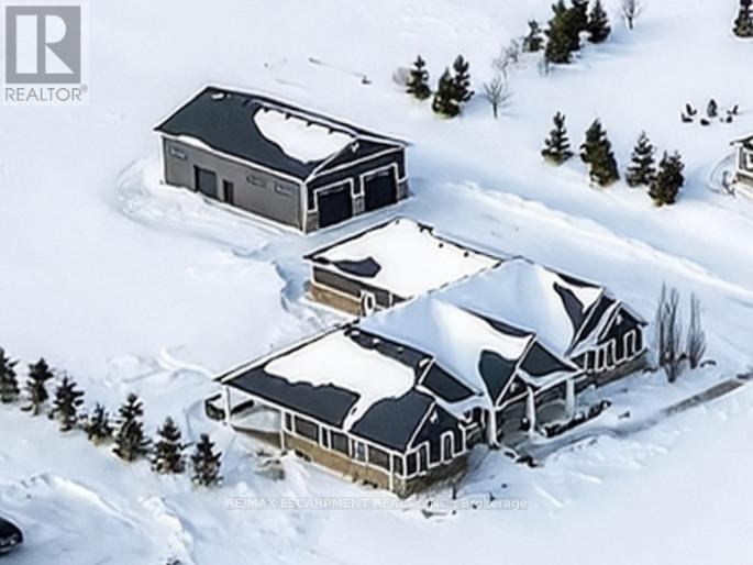 224 Mountain Road, Grimsby, Ontario  L3M 4E7 - Photo 40 - X12743904