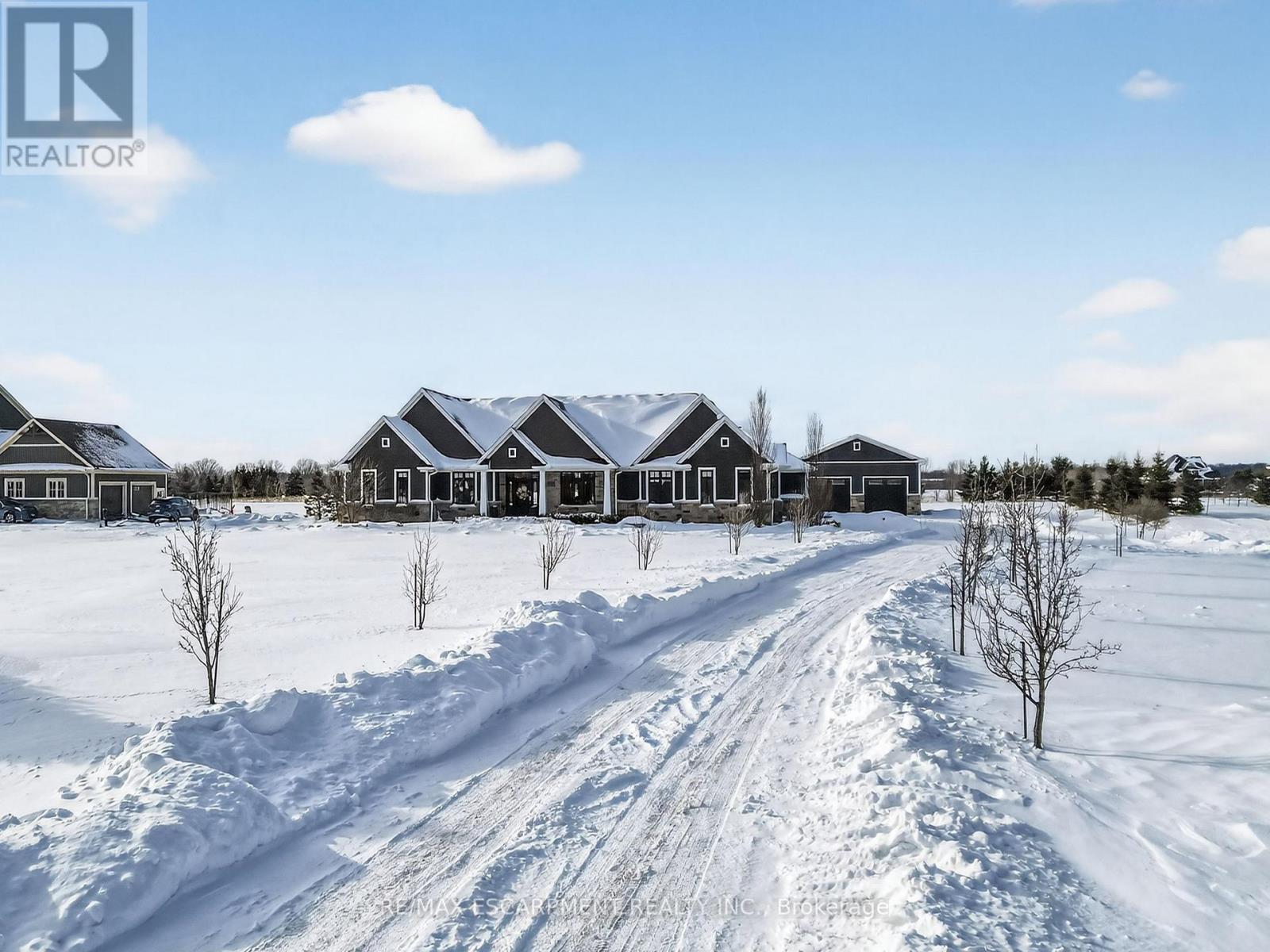 224 Mountain Road, Grimsby, Ontario  L3M 4E7 - Photo 44 - X12743904