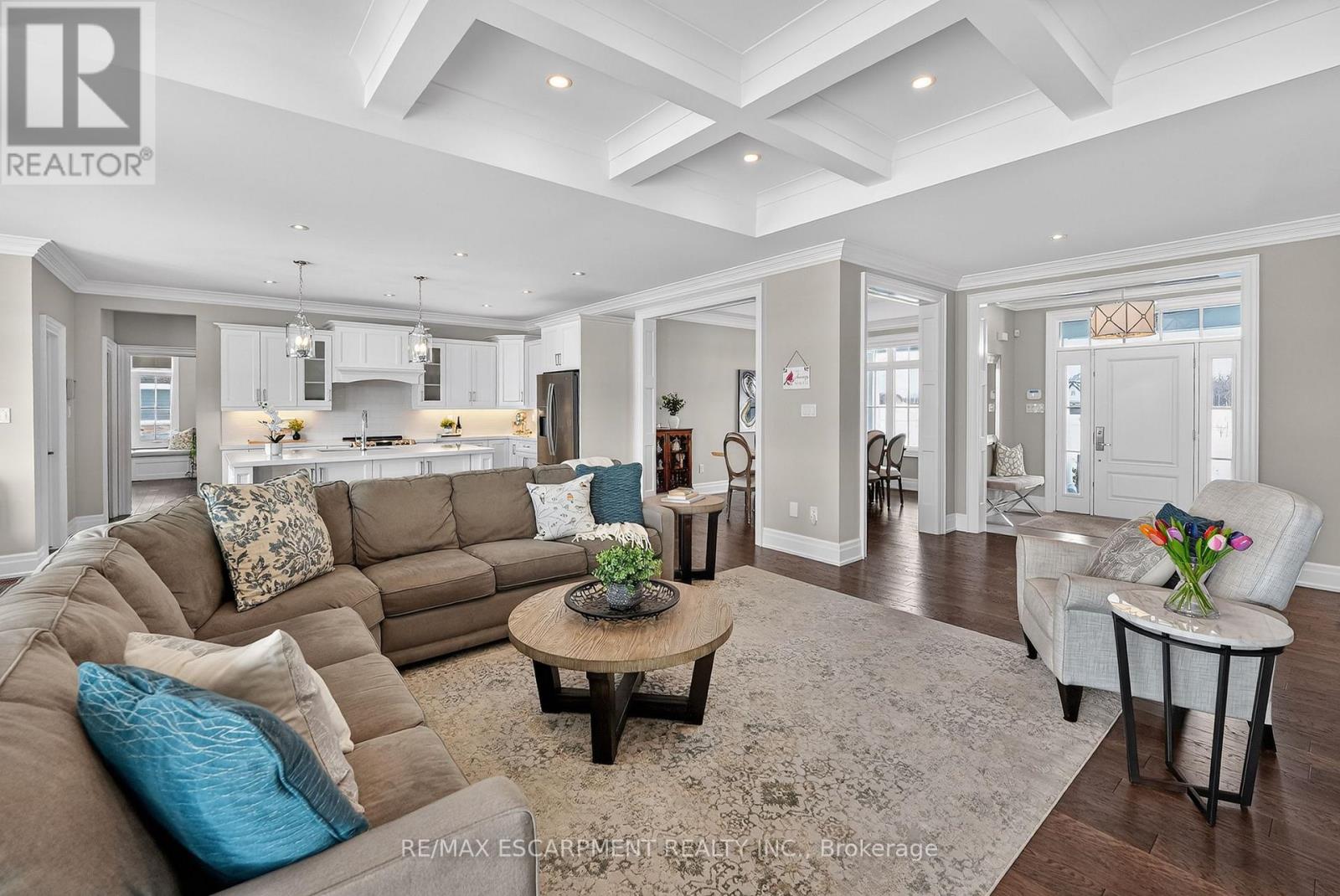 224 Mountain Road, Grimsby, Ontario  L3M 4E7 - Photo 6 - X12743904