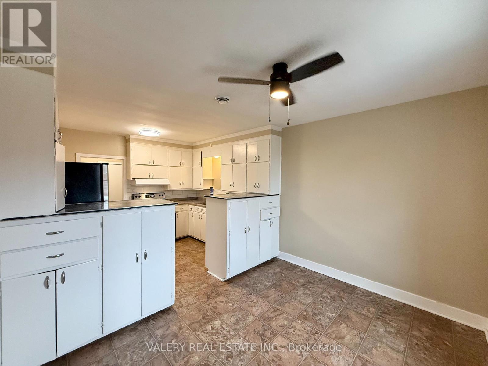 26 Tablot Street W, Chatham-Kent, Ontario  N0P 1A0 - Photo 18 - X12743906