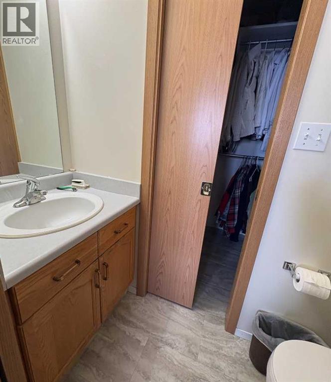 4910 49 Avenue S, Eaglesham, Alberta  T0H 1H0 - Photo 15 - A2278194