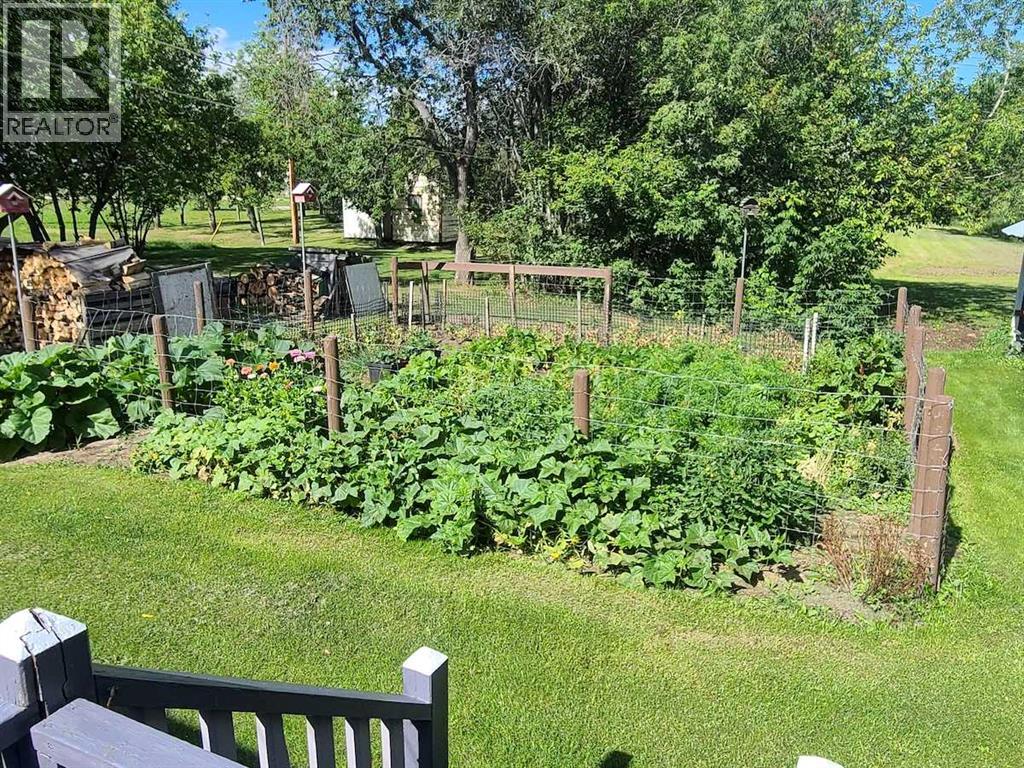 4910 49 Avenue S, Eaglesham, Alberta  T0H 1H0 - Photo 39 - A2278194