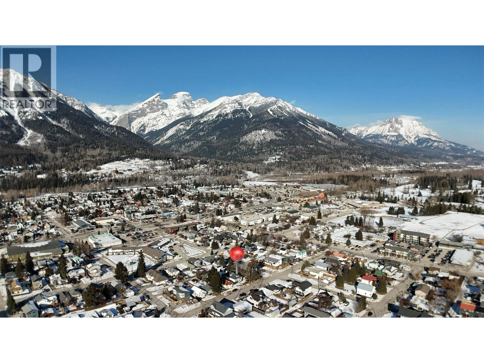 1161 4th Avenue, Fernie, British Columbia  V0B 1M0 - Photo 39 - 10369105